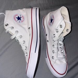 Women’s Hightop converse size 8